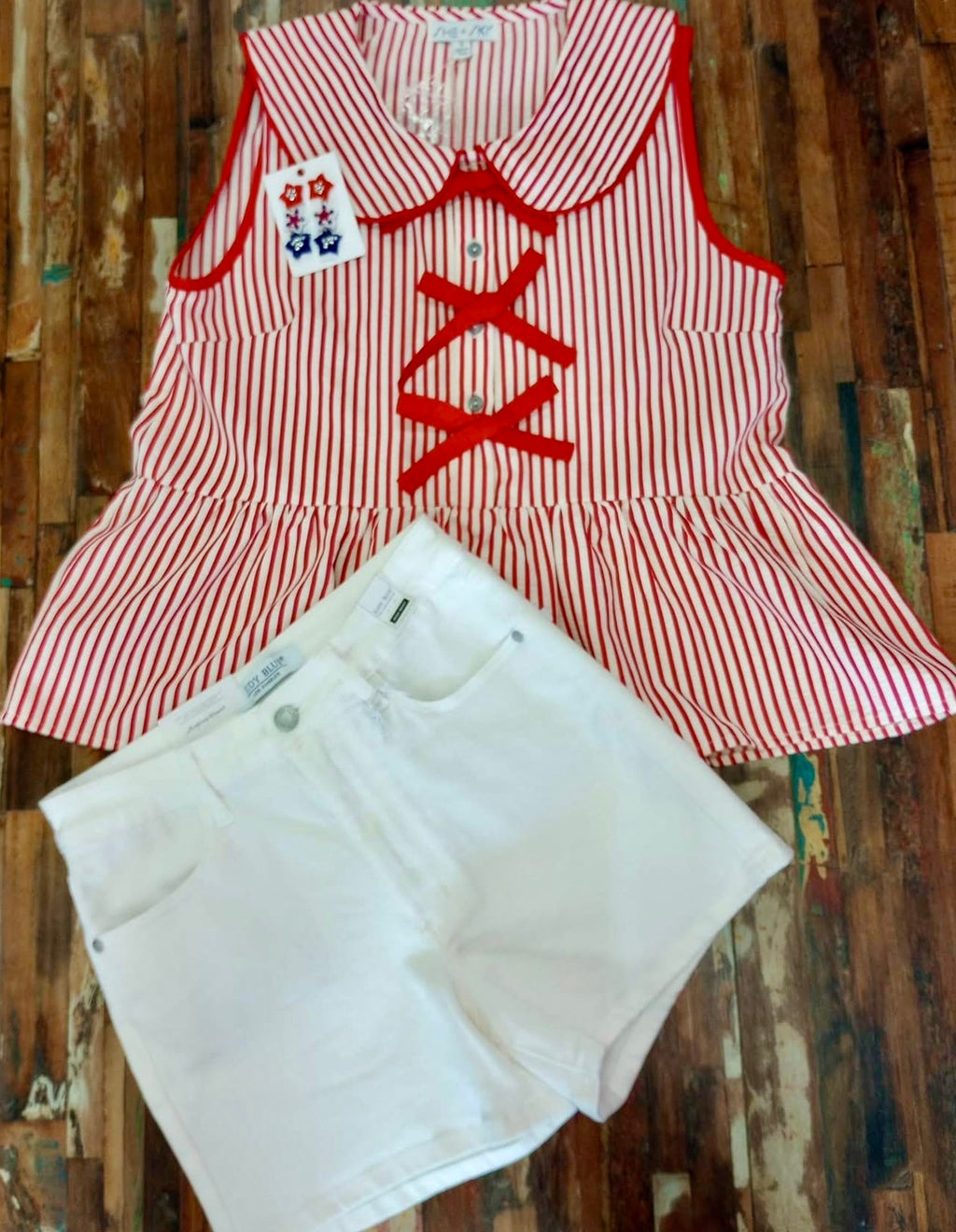 Red bow top