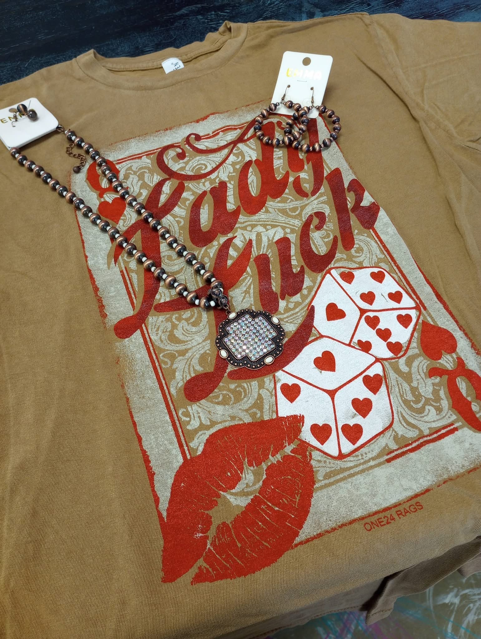 Lady Luck tee