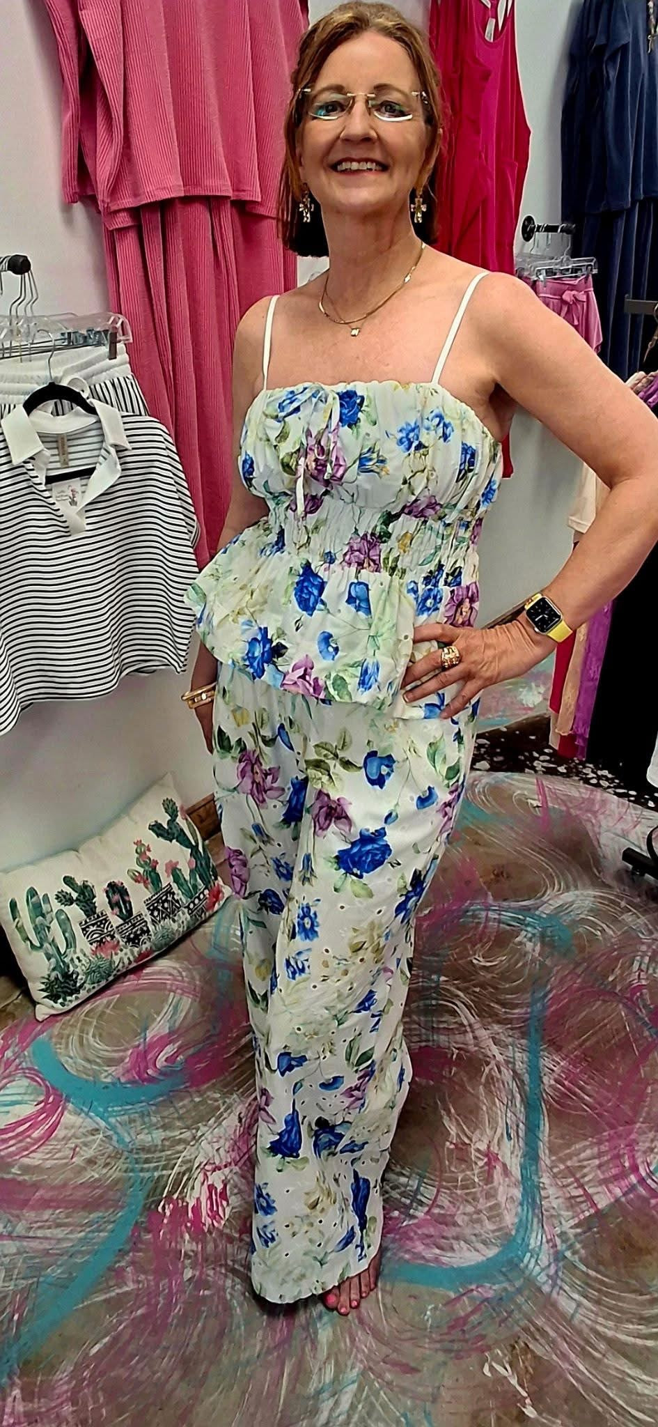 White floral set